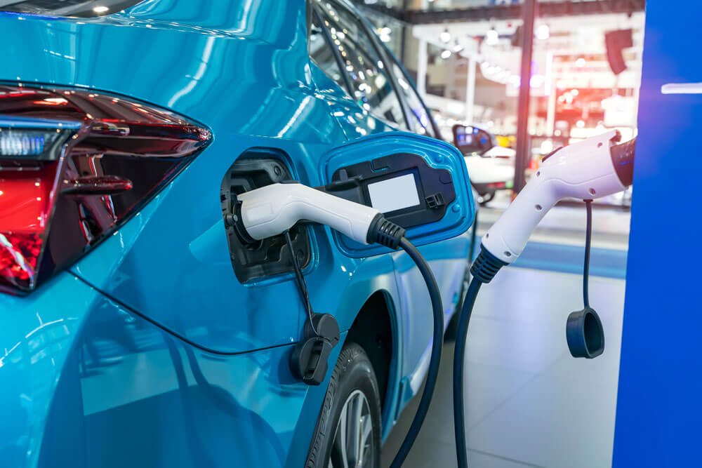 Advantages and disadvantages of EV cars